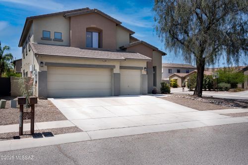 10530 E Ravenswood St, Tucson, AZ, 85747-5957 | Card Image
