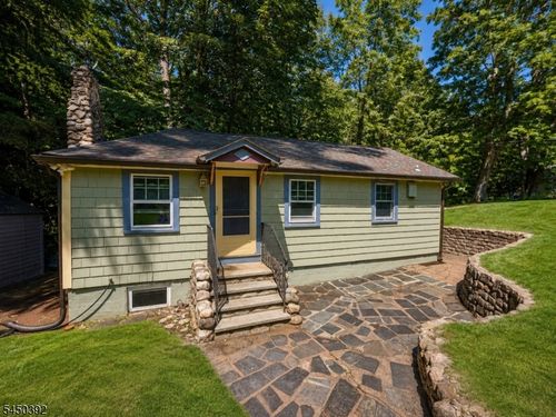 12 Cook Ln, Verona, NJ, 07044-2002 | Card Image