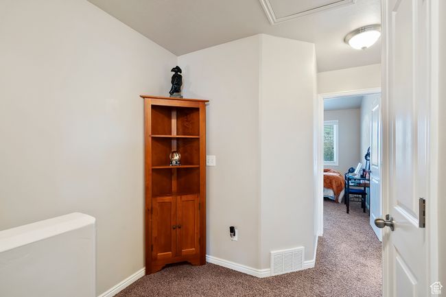 Corridor with carpet and baseboards | Image 14