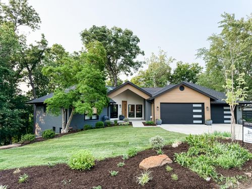 3200 Westcreek Cir, COLUMBIA, MO, 65203-0904 | Card Image