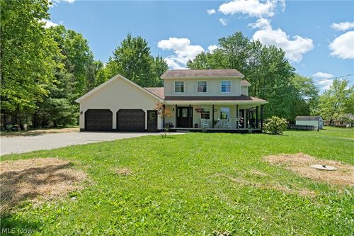 1139 Bristol Champion Townline Rd Nw, Bristolville, OH, 44402-9617 | Card Image