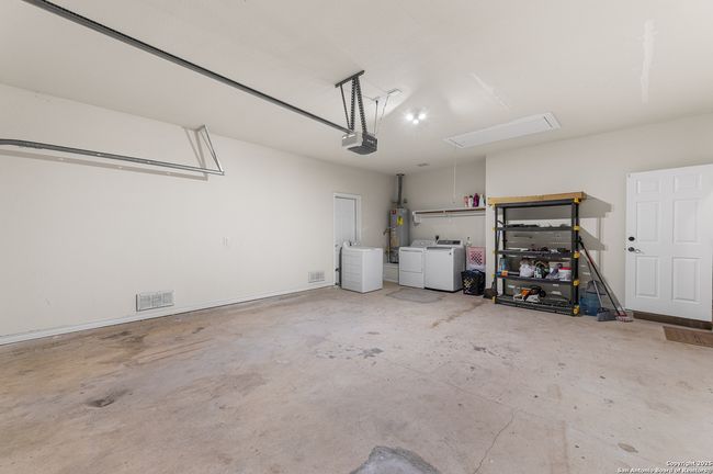 7619 Bit Cir, House other with 3 bedrooms, 2 bathrooms and null parking in Elmendorf TX | Image 35