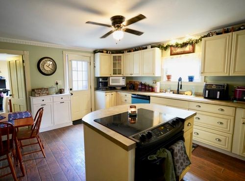 36 Mill St, Greenville, NH, 03048-3161 | Card Image