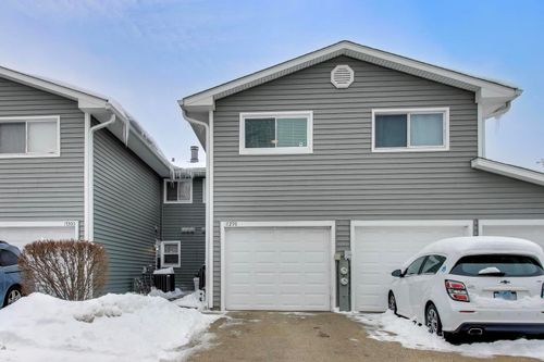 17298 W Maple Ln, Gurnee, IL, 60031-2773 | Card Image