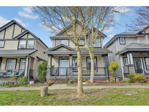 7071 195a Street, Surrey, BC, V4N5Z6 | Card Image