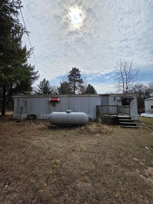 915 Fur Avenue Avenue, SPRINGVILLE, WI, 53965 | Card Image