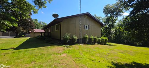 19701 520th St, Centerville, IA, 52544-8621 | Card Image