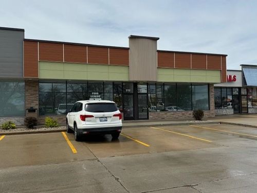 2108 S Mission St, Mt Pleasant, MI, 48858-4427 | Card Image