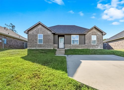 913 N Barrett Ave, Denison, TX, 75020-2219 | Card Image