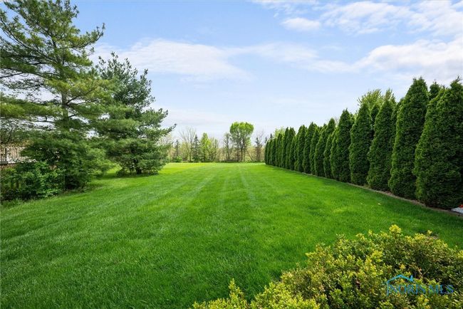 Side Yard | Image 45