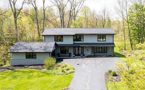 28750 S Woodland Road, Pepper Pike, OH, 44124 | Card Image