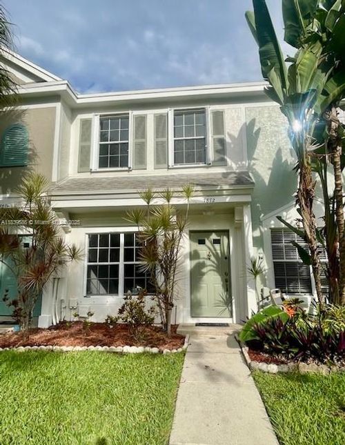 7872-7872 Sanibel Dr, Tamarac, FL, 33321-8895 | Card Image