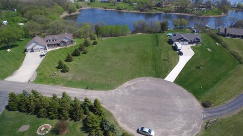 44226 Heinen Ct, Sauk Centre, MN, 56378-8241 | Card Image