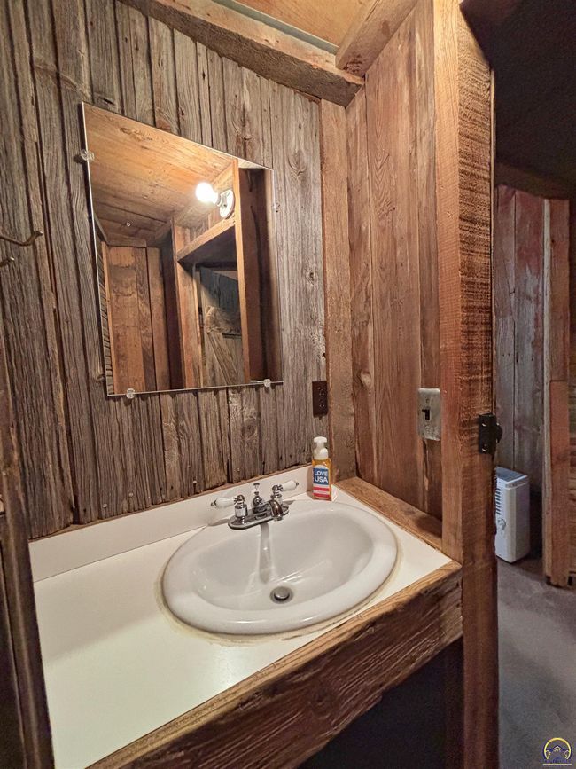 8827 Greenwood Ave, House other with 3 bedrooms, 3 bathrooms and null parking in Ozawkie KS | Image 36