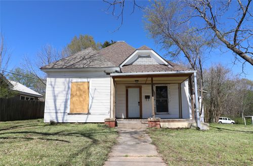 219 E Jordan St, Grand Saline, TX, 75140-1909 | Card Image