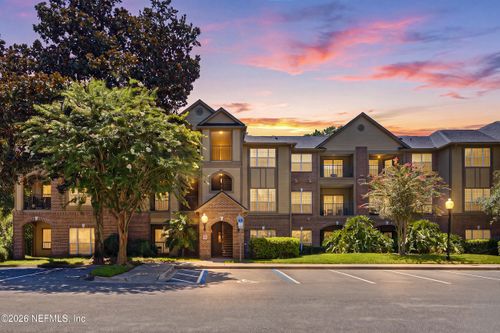1514-7800 Point Meadows Dr, Jacksonville, FL, 32256-4606 | Card Image