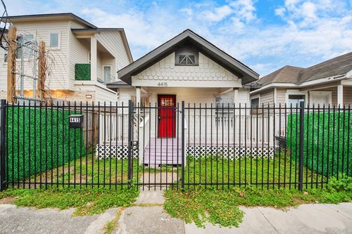 4415 Hershe St, Houston, TX, 77020-2621 | Card Image