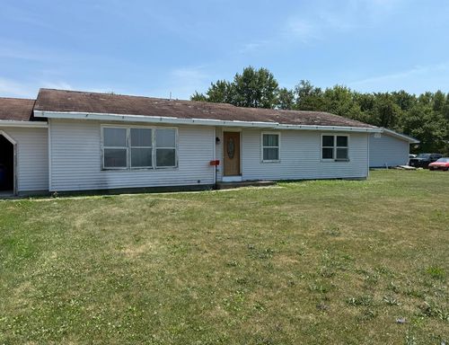 202 N 5th St, Danforth, IL, 60930-6111 | Card Image