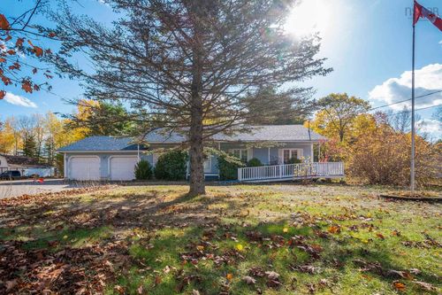 92 Hall Rd, South Greenwood, NS, B0P1R0 | Card Image