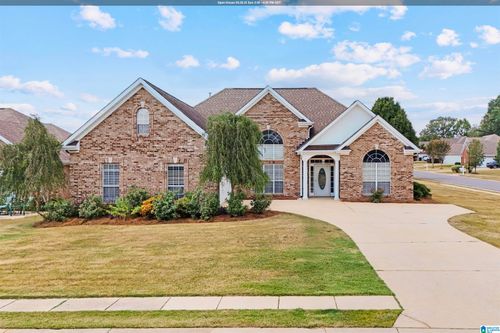 1648 Bradford Ln, BESSEMER, AL, 35022-8343 | Card Image