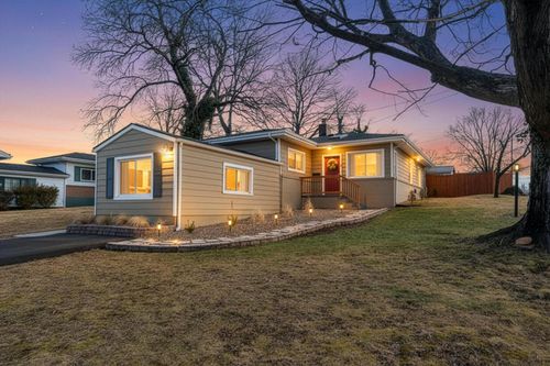 2354 Berkley Ave Sw, Roanoke, VA, 24015-5412 | Card Image