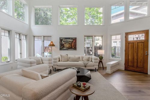 2759 Butter Creek Dr, Pasadena, CA, 91107-5904 | Card Image