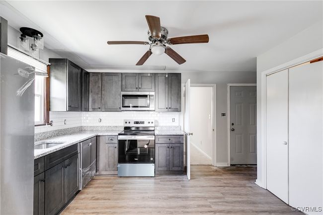 14408 Woods Edge Rd, House other with 4 bedrooms, 1 bathrooms and null parking in South Chesterfield VA | Image 10