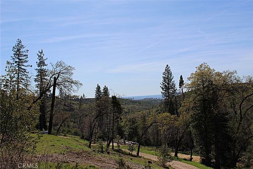 5556 Glen Dr, Paradise, CA, 95969-5252 | Card Image