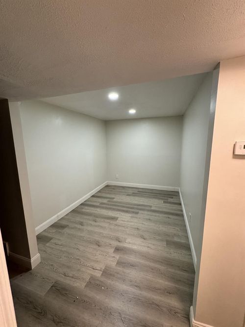 2-15 Beach 12th St, Far Rockaway, NY, 11691-3807 | Card Image