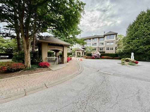 311-15220 Guildford Dr, Surrey, BC, V3R0Y6 | Card Image