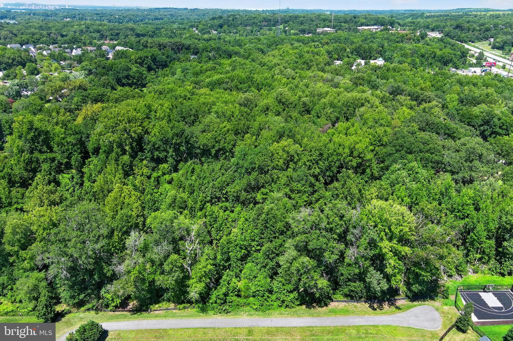 Land in FORT WASHINGTON 4