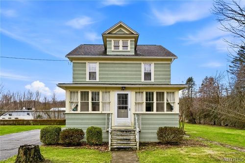 84 Torrance Pl, Gowanda, NY, 14070-1420 | Card Image