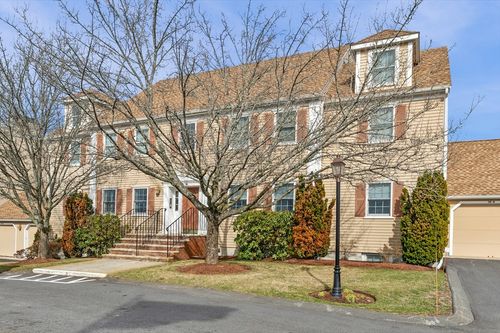 unit-1-18 America Way, Salem, MA, 01970-6652 | Card Image