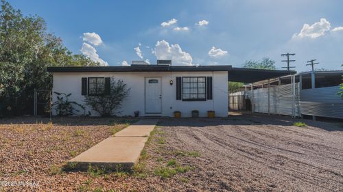 2226 E Warwick Vista, Tucson, AZ, 85713 | Card Image