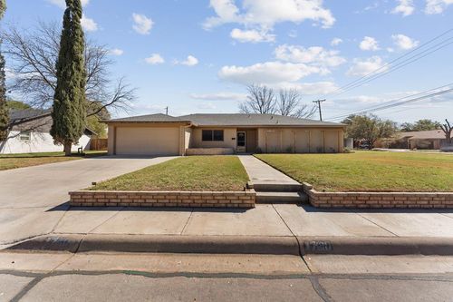 1700 N H St, Midland, TX, 79705-8711 | Card Image