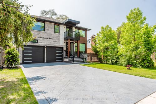 1204 Argreen Rd, Mississauga, ON, L5G3J3 | Card Image