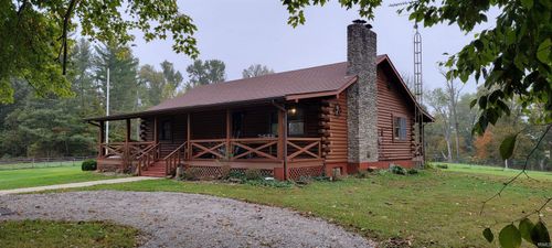 566 E Cutshall Road, Austin, IN, 47102-8757 | Card Image