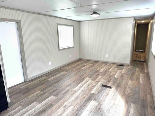 trlr-10-1718 W Dumble St, Alvin, TX, 77511-2600 | Card Image