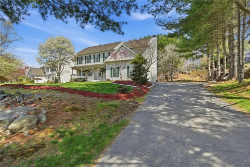 94 Castle Rocks Rd, Warwick, RI, 02886-9567 | Card Image