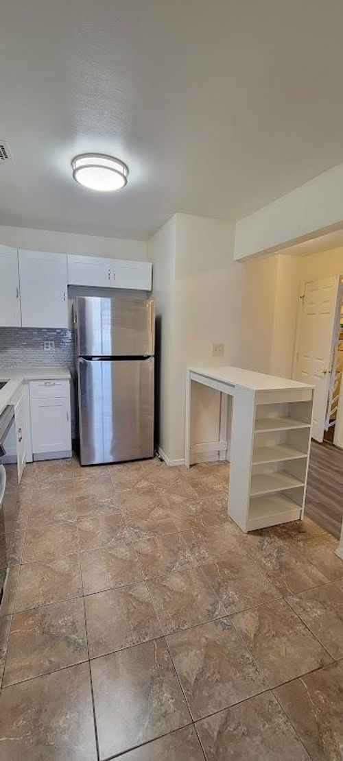 1st-82 Country Pointe Cir, Queens Village, NY, 11427-3002 | Card Image