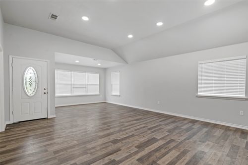 1100 Primrose Dr, Sanger, TX, 76266-6637 | Card Image