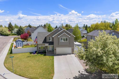 595 Sycamore Cir, Idaho Falls, ID, 83402-4759 | Card Image