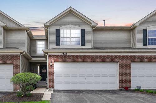 7121 Mulligan Ct, Fox Lake, IL, 60020-1042 | Card Image