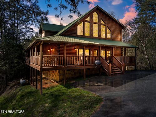 1519 Oldham Springs Way, Sevierville, TN, 37876-7262 | Card Image