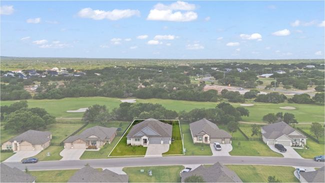 127 Tom Kite Dr, House other with 4 bedrooms, 3 bathrooms and 6 parking in Burnet TX | Image 4