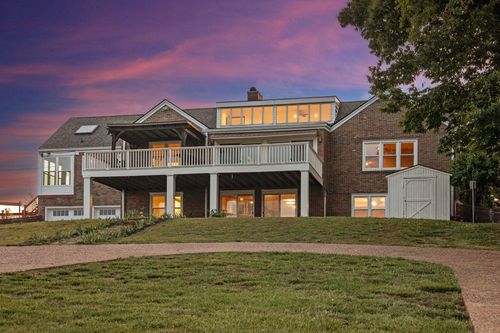 500 N Crest Rd, Chattanooga, TN, 37404-1008 | Card Image