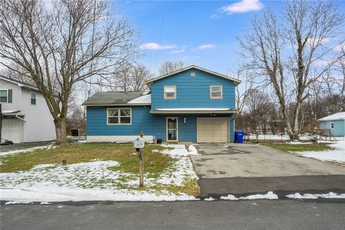 34 Evelyn St, Gates, NY, 14606-5534 | Card Image