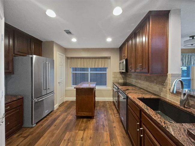 5024 Enclave Ct, House other with 3 bedrooms, 2 bathrooms and null parking in Mckinney TX | Image 6
