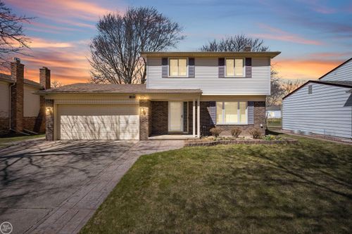 14833 Westpoint Dr, Sterling Heights, MI, 48313-3680 | Card Image