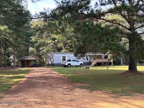 1046 Summer Oak, Summit, MS, 39666-8272 | Card Image